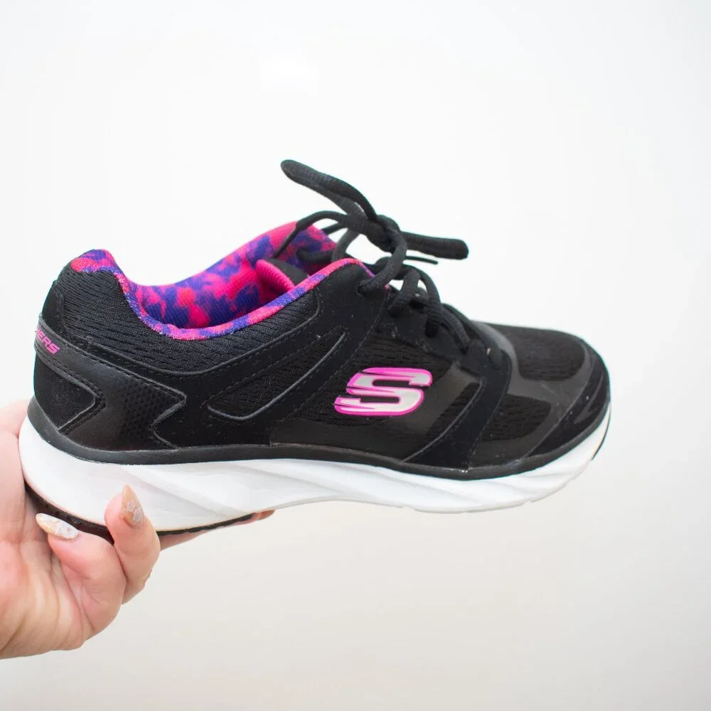 Sketchers Memory Foam Lightweight Running Sneaker Size 8.5 - Picture 5 of 6